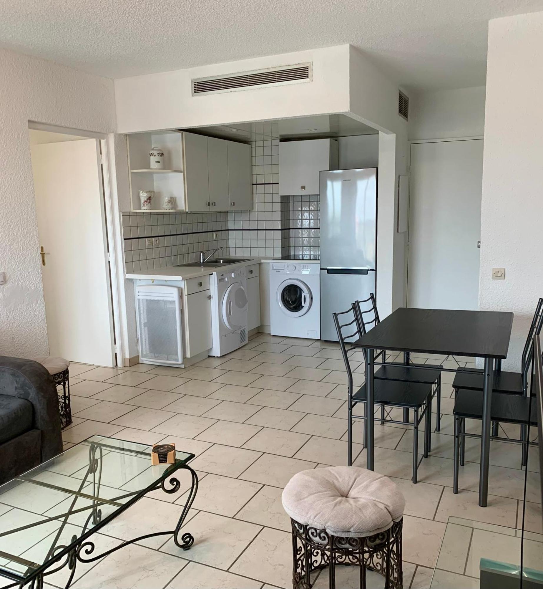 Appartement Moderne, Mer A 50M Ле Баркарес Экстерьер фото